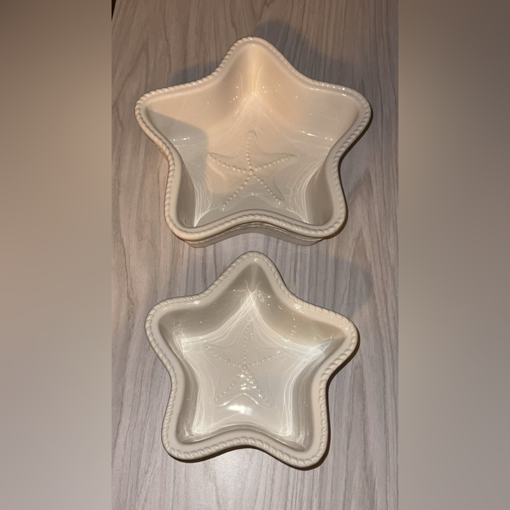 2 Temp-tations by Tara Nautical 2.0QT and 1.0QT Bakers Cookware White Starfish
